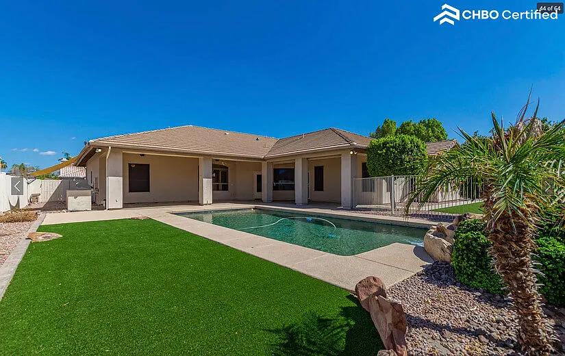 Upscale Furnished Home in Glendale AZ — Photo 2