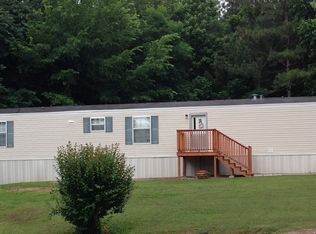 1327 Peggy Ln, Tunnel Hill, GA 30755