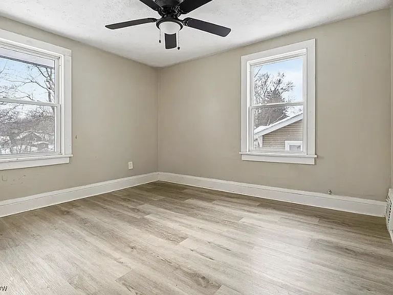 625 Wyandot Ave — Photo 15