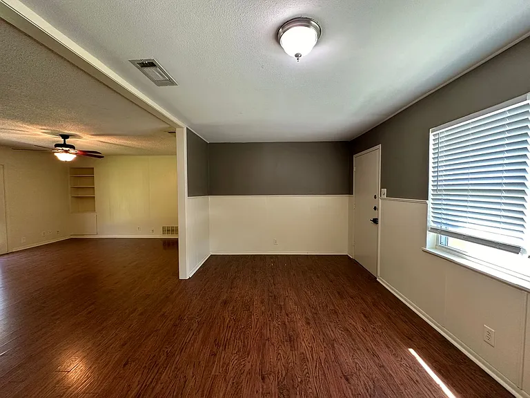 8142 Tina Dr — Photo 5