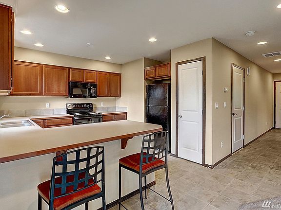 3rd image of 17615 79th Avenue Ct E