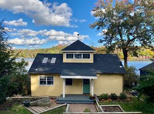 279 Old Pond Rd, Becket, MA 01223