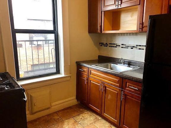 2nd image of 182 N Arlington Ave APT 24