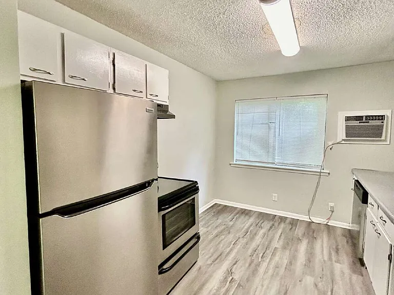 205 Valley View Ave #4 — Photo 20