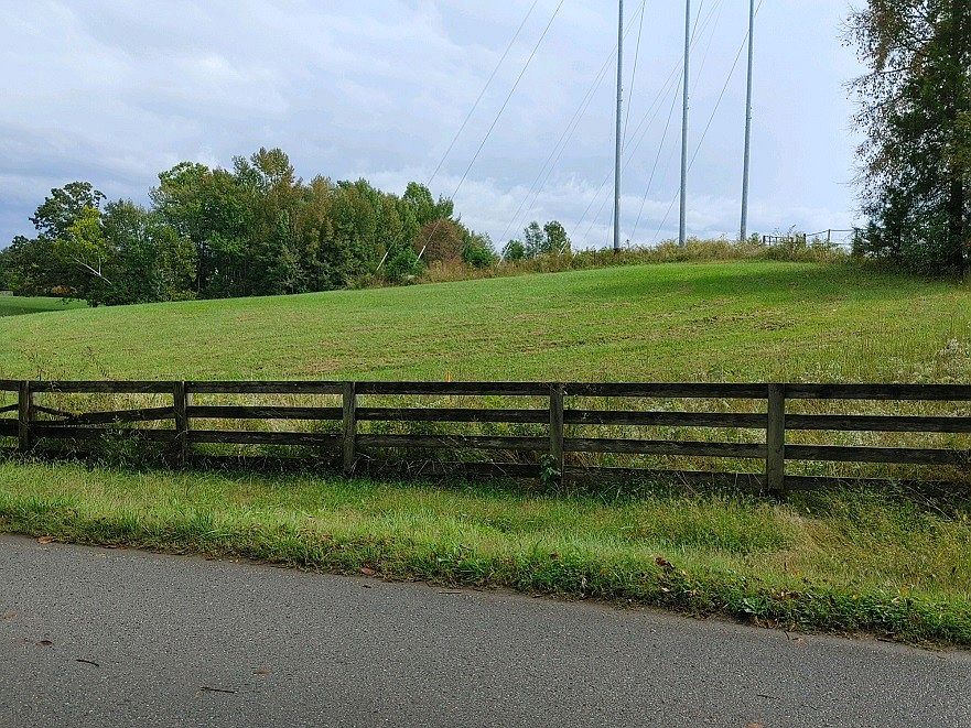 2nd image of 2541 W Mount Vernon Rd