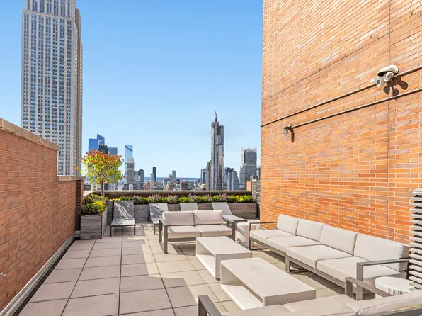 49 East 34th Street image 6 of 10