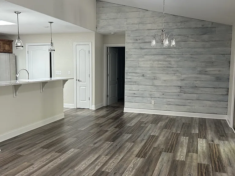 40 Brooks Ln — Photo 13