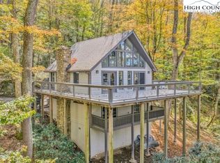 975 Hillside Drive, Linville, NC 28646