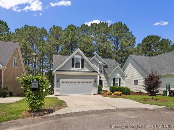 15 London Way, Spring Lake, NC 28390
