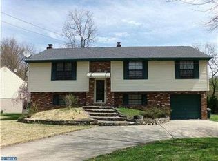 827 Longwood Ave, Cherry Hill, NJ 08002