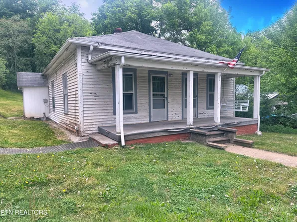 1107 W Broadway St, Lenoir City, TN 37771