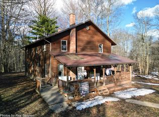 1314 W 40th St, Fremont, MI 49412