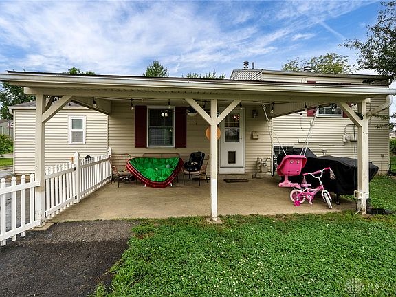4th image of 251 Southerly Hills Dr