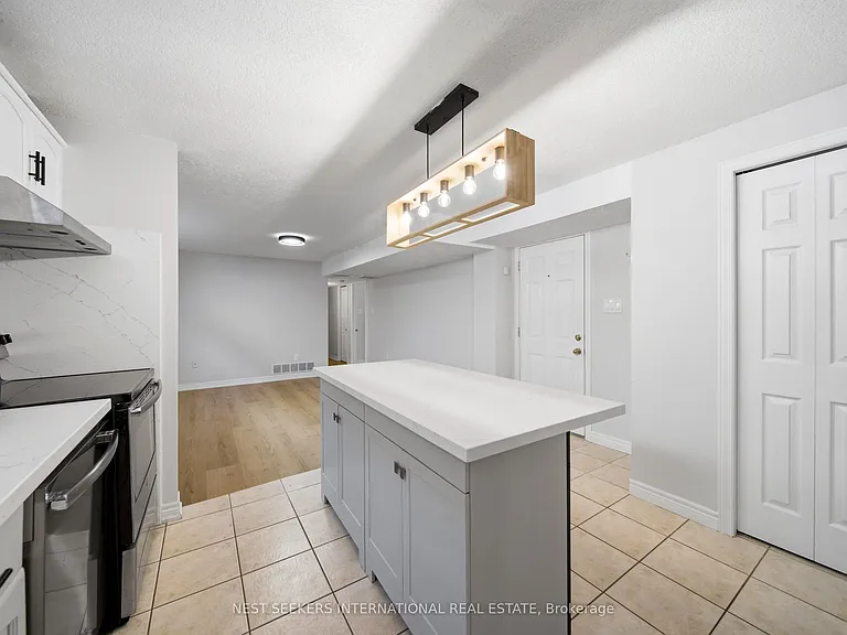 139 Bellamy Cres #LOWER — Photo 10