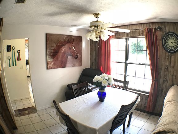 4th image of 1504 SE Peacock Ter