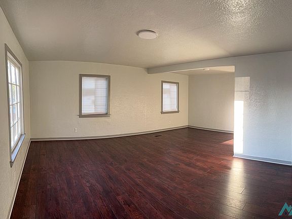 2nd image of 1107 S Missouri Ave