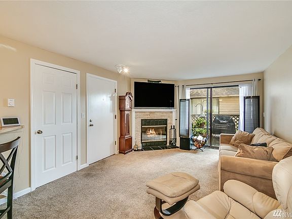 2nd image of 12434 Ambaum Blvd SW #B111