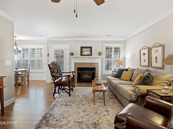 5th image of 5524 Meadow Wells Dr