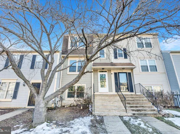 104 Riverside Run Dr, Indian Head, MD 20640