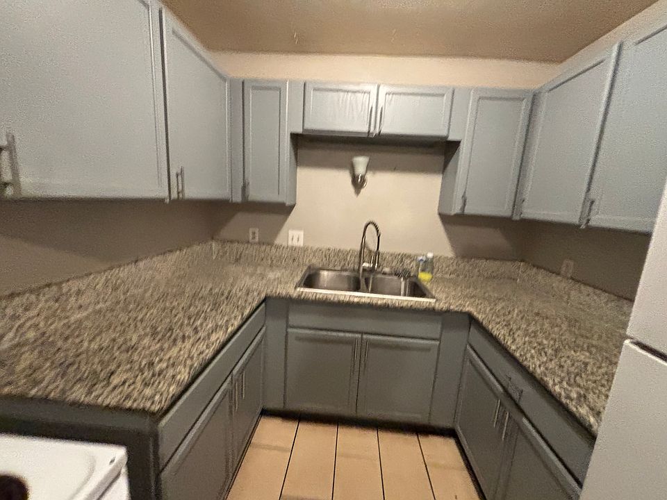 1st image of 2428 Statz St APT B