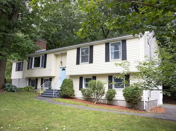 523 Greendale Ave, Needham, MA 02492