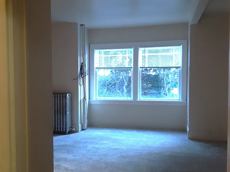 208 N Tacoma Ave #C — Photo 3