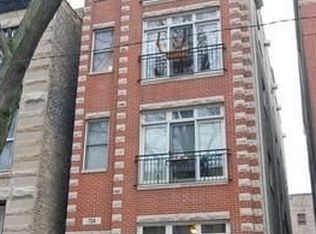 724 W Briar Pl APT 3, Chicago, IL 60657