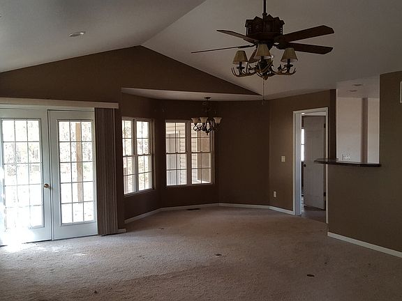 5th image of 10685 Highway 17