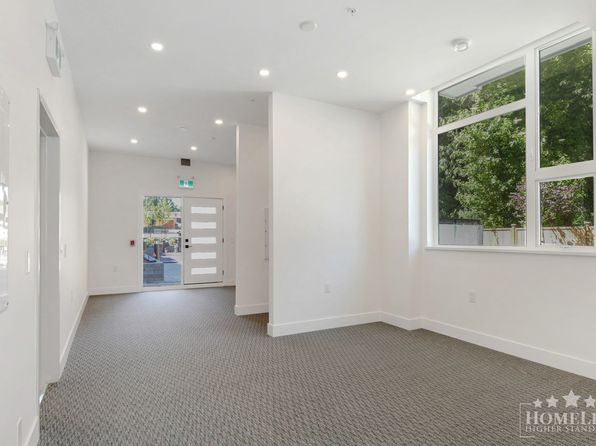 1 bedroom rental in Surrey — photo 19