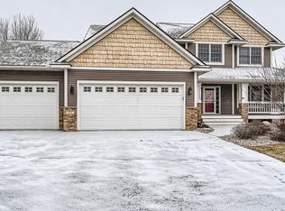 671 Mary Jo Ct, Hudson, WI 54016