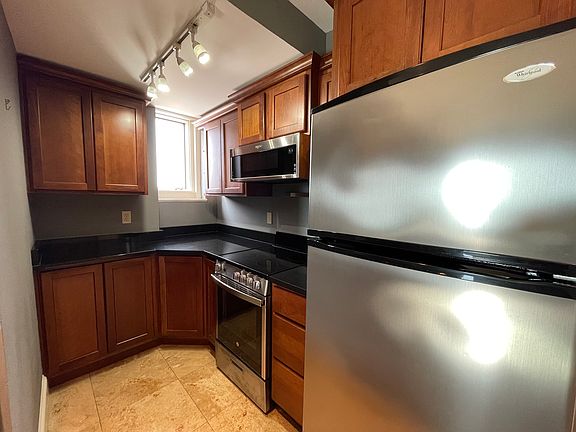 3rd image of 538 N Main St #716