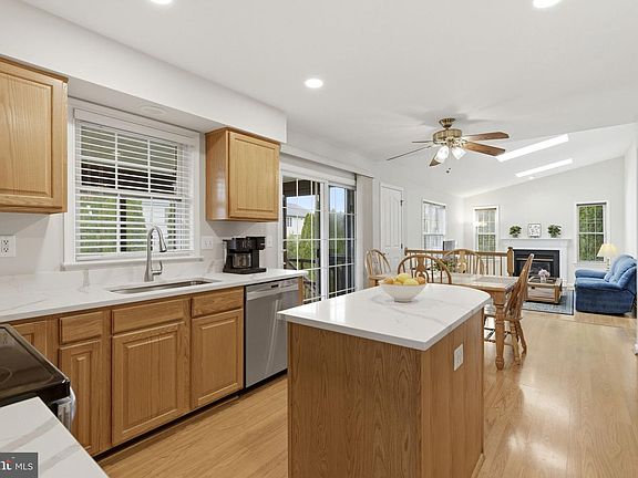 4th image of 505 Kilkenny Ct