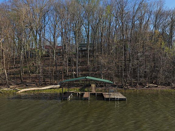 2nd image of 432 Cumberland Dr