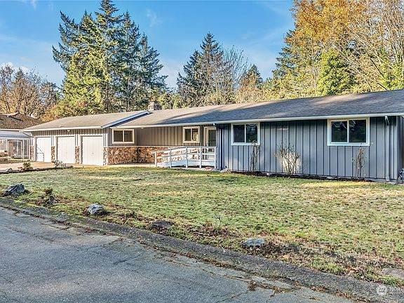 2nd image of 6012 41st Ave E