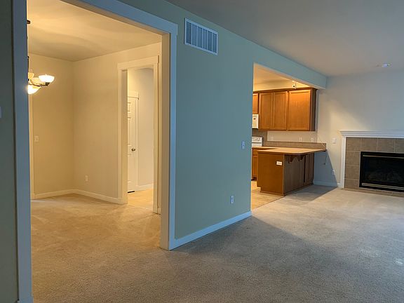 5th image of 2018 NE 25th Pl