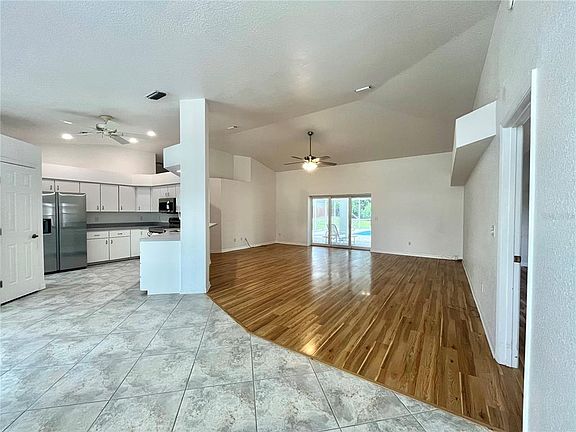 4th image of 7558 SW 103rd Loop