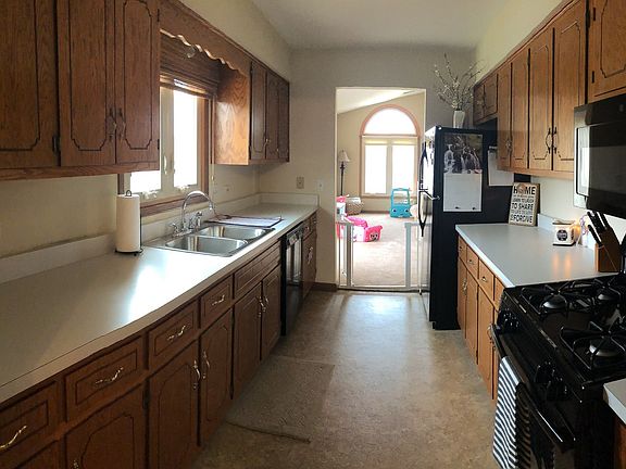 5th image of 2686 Crescenzo Dr #F