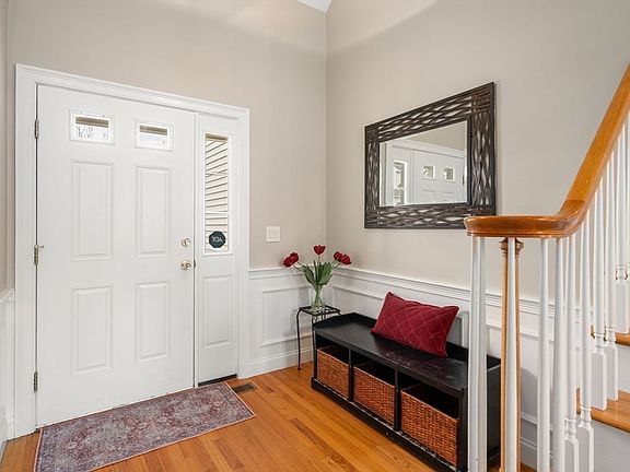 3rd image of 252 Magill Dr