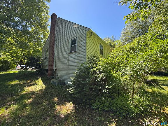 5th image of 513 Essex Road