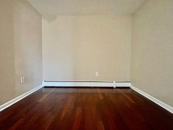 2nd image of 569 W Side Ave #2E
