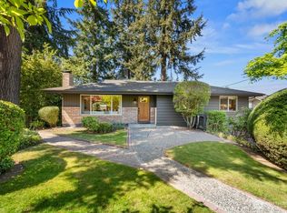 6816 NE 159th St, Kenmore, WA