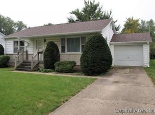 1968 Robertson Ave, Galesburg, IL 61401