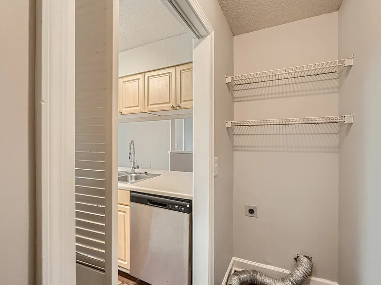 Rise Matthews Pointe — Photo 40