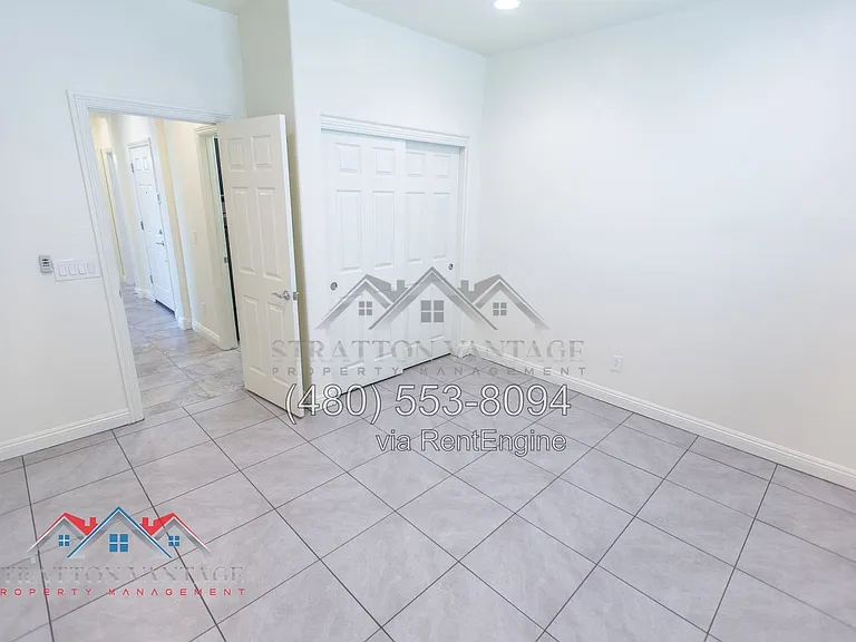 3759 N Astoria Dr — Photo 15