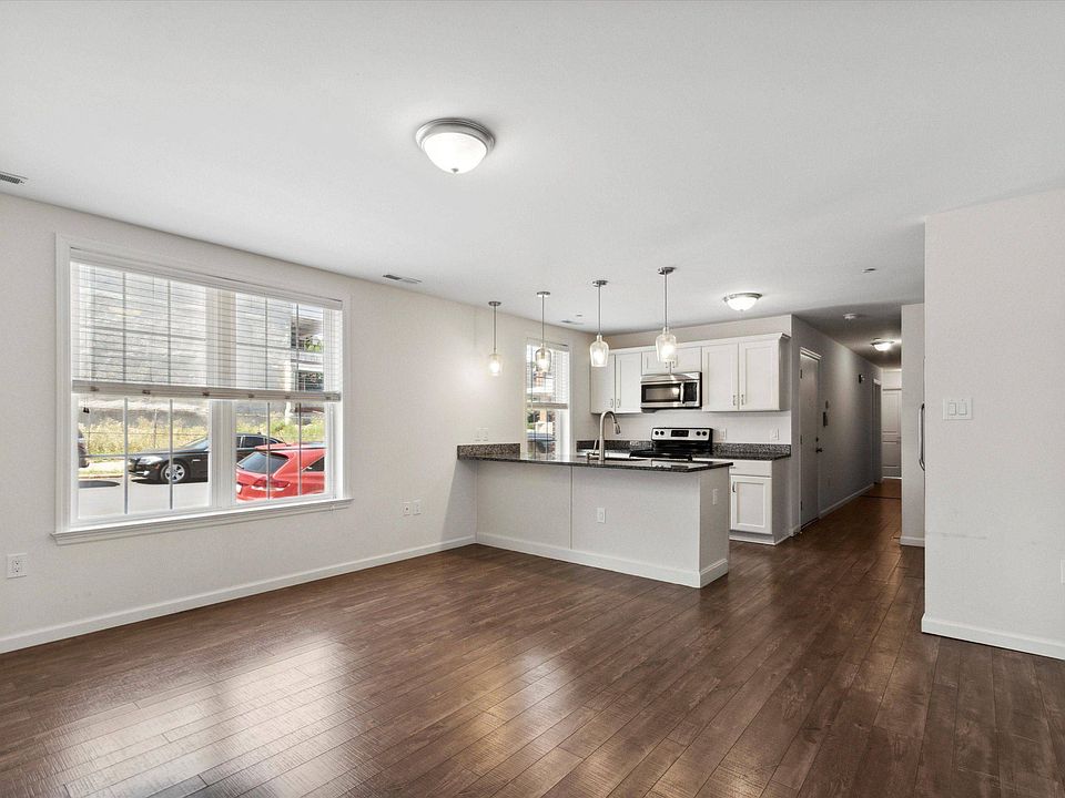 1st image of 4620 Sansom St #B1