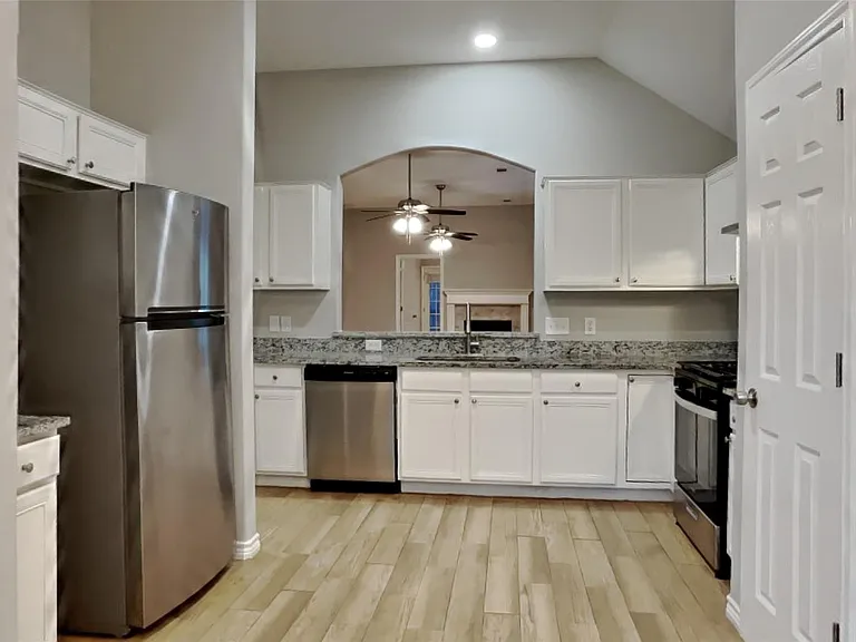 3344 Zubin Ln — Photo 3