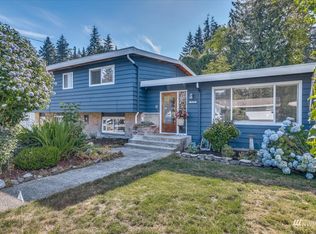9520 231st Pl SW, Edmonds, WA 98020
