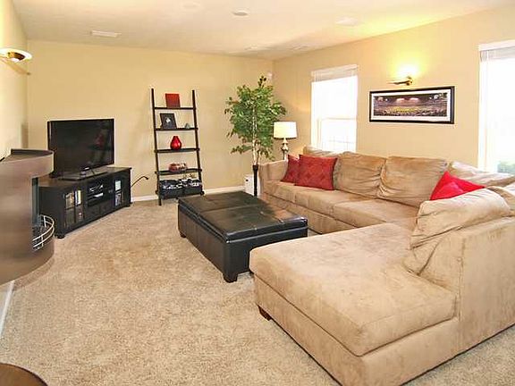 4th image of 9407 Glencroft Way
