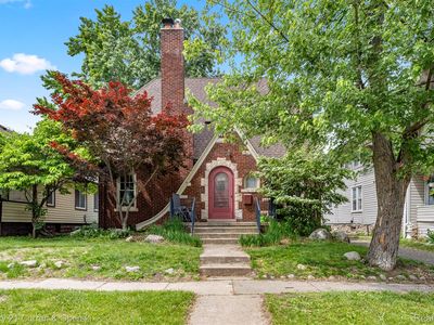 34642 Elm St, Wayne, MI, 48184