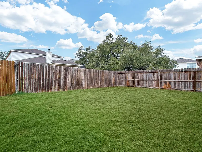 3735 Browning Blf — Photo 29